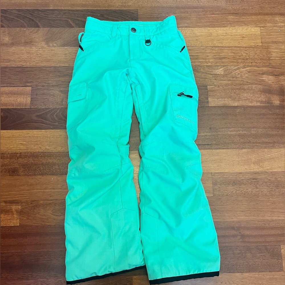 Girls Boulder Gear size M snowpants. Mint green.
